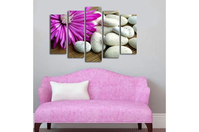 Suuri 5-osainen canvas-taulu 105x70 cm - Violetti kukka valkoisilla kivillä - Violetti / Valkoinen - Sisustustuotteet - Taulu & taide - Canvas-taulu