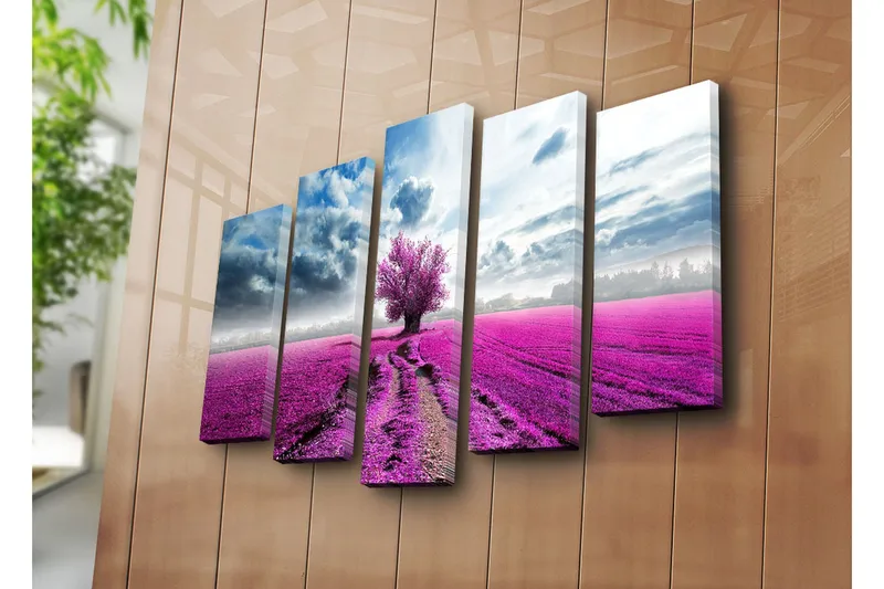 Suuri 5-osainen canvas-taulu 105x70 cm - Violetti kukkaniitty ja yksinäinen puu - Violetti / Sininen / Harmaa - Sisustustuotteet - Taulu & taide - Canvas-taulu