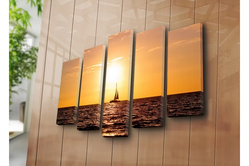 Suuri 5-osainen canvas-taulu 105x70 cm - Purjevene auringonlaskussa meren yllä - Oranssi / Kulta / Tummansininen - Sisustustuotteet - Taulu & taide - Canvas-taulu