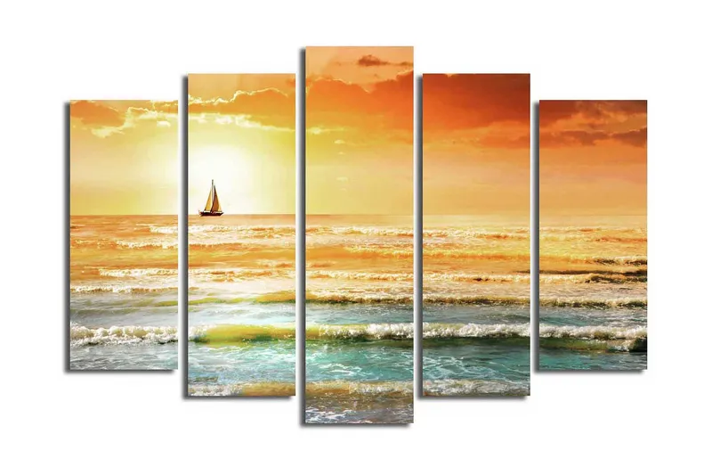 Suuri 5-osainen canvas-taulu 105x70 cm - Purjevene kimaltelevalla merellä auringonlaskun väreissä, Oranssi / Sininen / Kulta