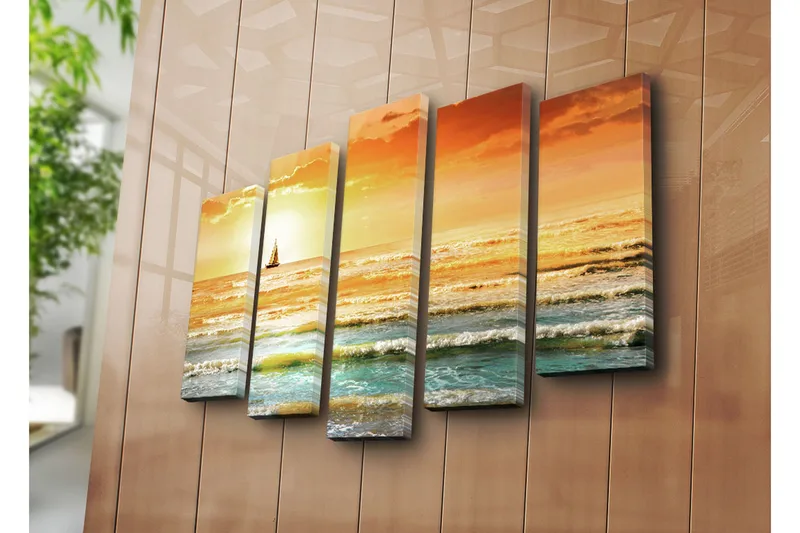 Suuri 5-osainen canvas-taulu 105x70 cm - Purjevene kimaltelevalla merellä auringonlaskun väreissä - Oranssi / Sininen / Kulta - Sisustustuotteet - Taulu & taide - Canvas-taulu