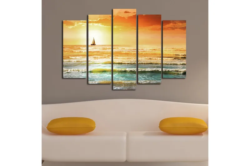 Suuri 5-osainen canvas-taulu 105x70 cm - Purjevene kimaltelevalla merellä auringonlaskun väreissä - Oranssi / Sininen / Kulta - Sisustustuotteet - Taulu & taide - Canvas-taulu