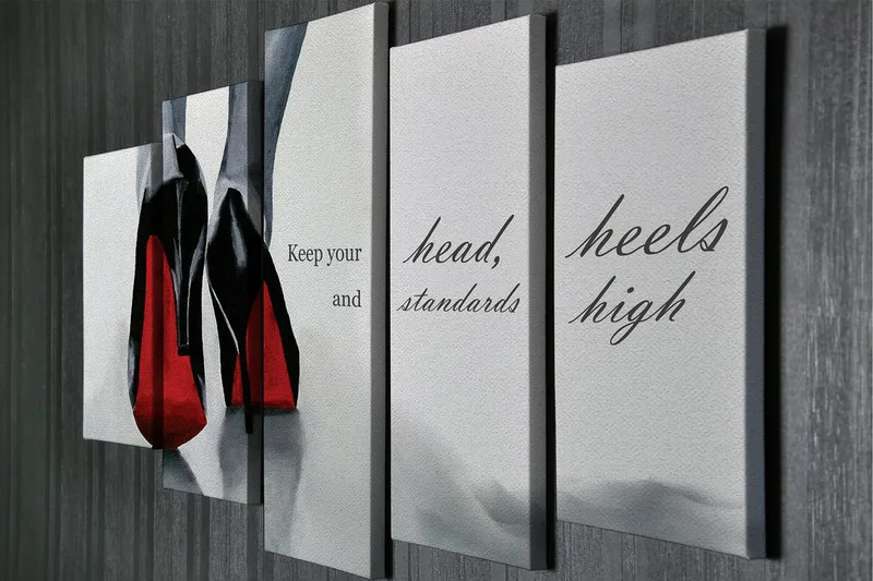 Suuri canvas-taulu, 5 osaa, 105x70 cm - Mustat korkokengät punaisilla yksityiskohdilla - Musta / Punainen / Harmaa - Sisustustuotteet - Taulu & taide - Canvas-taulu