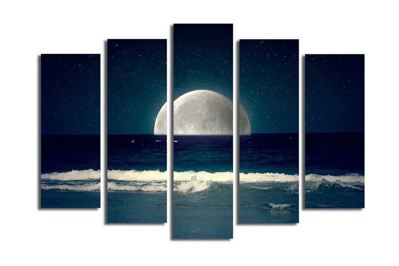 Suuri canvas-taulu viidessä osassa 105x70 cm - Upea kuu nousee meren ylle, Tummansininen / Harmaa / Valkoinen