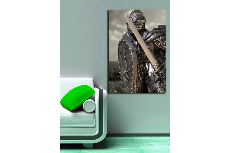 Suurikokoinen canvas-taulu 70x100 cm - Ritari miekan ja kilven kanssa dramaattisessa asennossa - Musta / Hopea / Kulta - Sisustustuotteet - Taulu & taide - Canvas-taulu