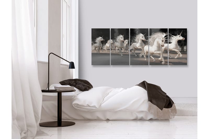 Taulu Unicorns Run 5 Parts Narrow 225x90 - Artgeist sp. z o. o. - Sisustustuotteet - Taulu & taide - Canvas-taulu