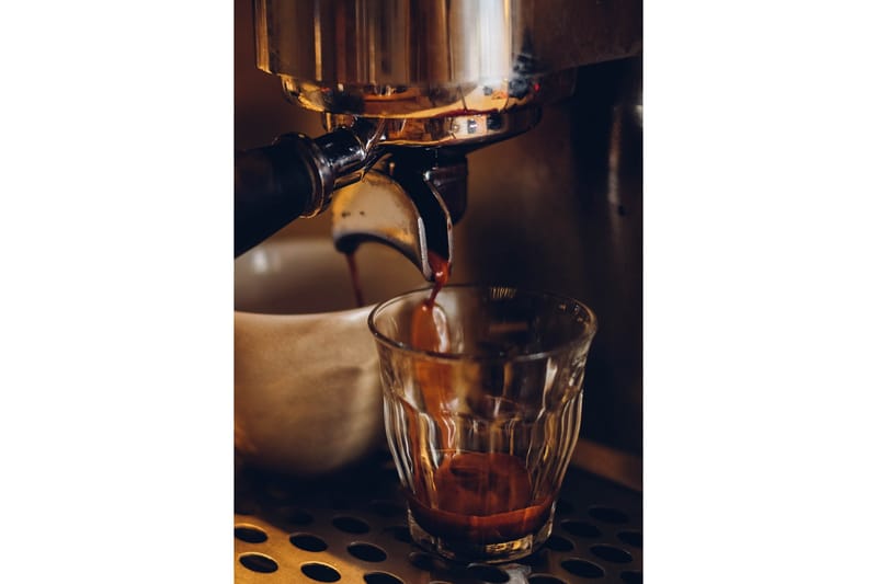 Juliste Barrista 70x100 cm, Ruskea