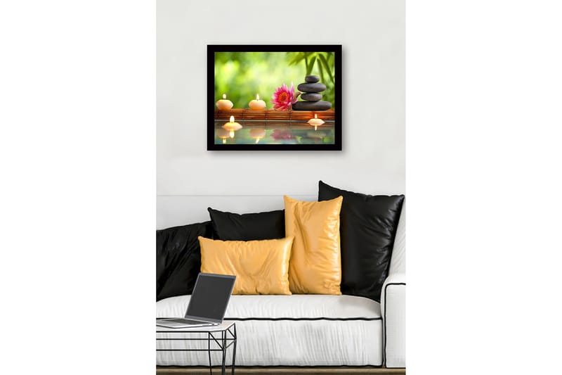 Kehyksiin ripustettu puukangas - 41x56 cm - Harmoninen sommitelma kivillä, kynttilöillä ja lootuskukalla - Vaaleanpunainen / Musta / Beige - Sisustustuotteet - Taulu & taide
