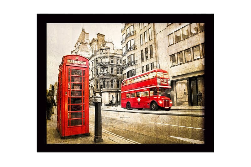 Kehystetty puutaulu - 41x56 cm - Punainen puhelinkoppi kaupunkiympäristössä ja liikkuva kaksikerroksinen bussi, Punainen / Harmaa / Beige
