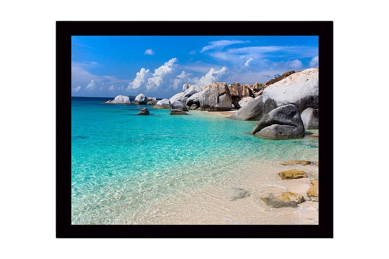 Kehystetty puutaulu canvas-taululla - 41x56 cm - Kirkkaan sininen meri, suuret kivet ja hiekkaranta, Turkoosi / Valkoinen / Harmaa