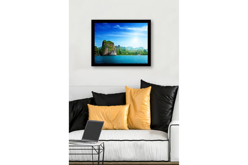 Kehystetty puutaulu canvasille - 41x56 cm - Upea rannikko kalliomuodostelmineen ja rehevine kasvillisuuksineen - Sininen / Vihreä / Valkoinen - Sisustustuotteet - Taulu & taide