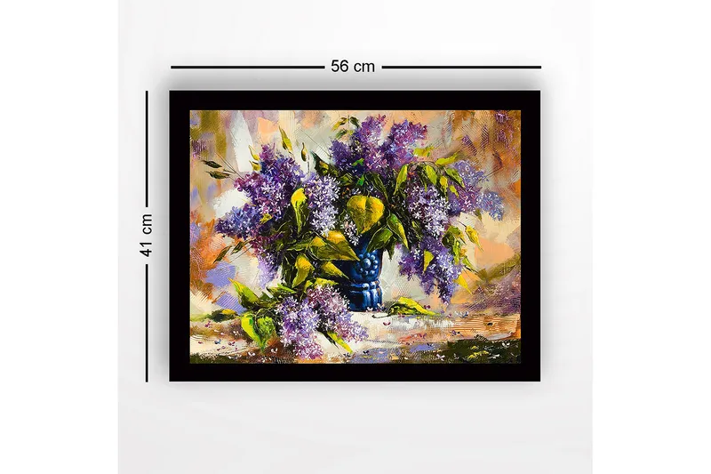 Kehystetty puutaulu canvasille - 41x56 cm - Värikäs syreenien kukkien kimppu sinisessä maljakossa - Violetti / Vihreä / Sininen - Sisustustuotteet - Taulu & taide