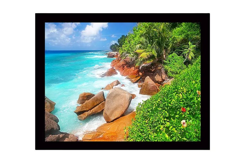 Kehystetty puutaulu canvasille - 41x56 cm - Kaunis ranta kivillä ja turkoosilla vedellä, Turkoosi / Vihreä / Beige