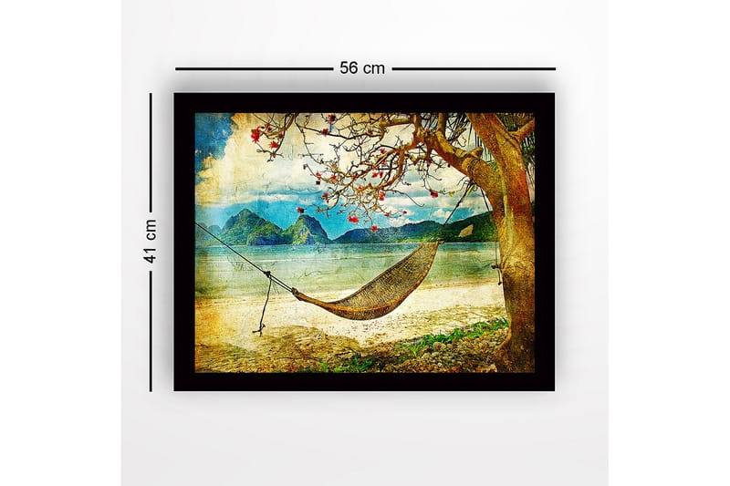 Kehystetty puinen canvas-taulu - 41x56 cm - Rentouttava riippumatto puun alla rannalla, taustalla vuoret - Sininen / Vihreä / Beige - Sisustustuotteet - Taulu & taide