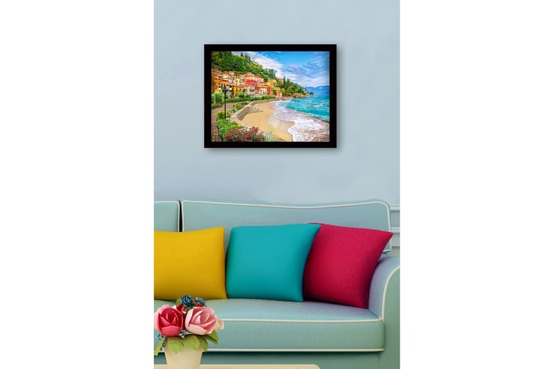 Kehystetty puutaulu canvasille - 41x56 cm - Kaunis rannikko värikkäine taloineen ja rehevine maisemineen - Sininen / Vihreä / Keltainen - Sisustustuotteet - Taulu & taide