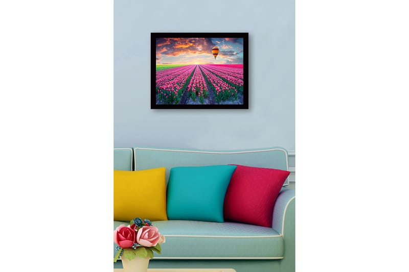 Kehystetty puinen canvas-taulu - 41x56 cm - Värikkäiden tulppaanien pelto ilmapallon alla auringonlaskun aikaan - Vaaleanpunainen / Vihreä / Oranssi - Sisustustuotteet - Taulu & taide