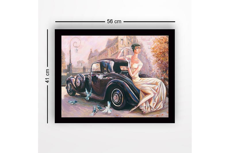 Kehystetty puutaulu canvasille - 41x56 cm - Elegantti nainen valkoisessa mekossa istumassa klassikkoautossa - Musta / Beige / Vaaleanpunainen - Sisustustuotteet - Taulu & taide