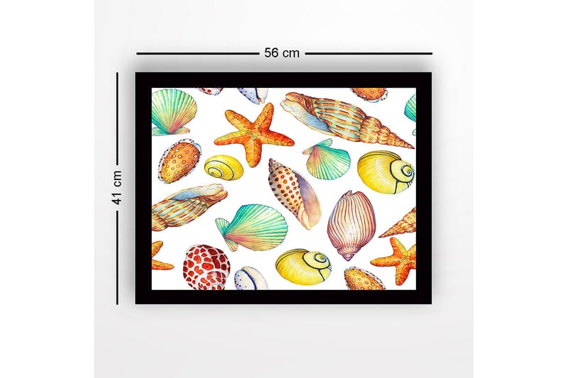 Kehystetty puucanvas - 41x56 cm - Värikkäitä simpukoita ja meritähtiä leikkisässä sommitelmassa - Keltainen / Oranssi / Vihreä - Sisustustuotteet - Taulu & taide