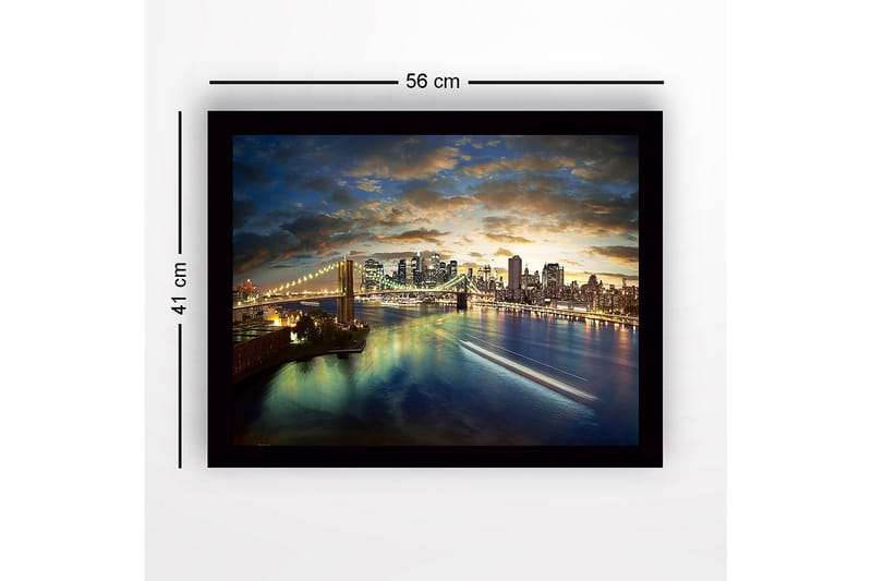 Kehystetty puinen canvas-taulu - 41x56 cm - Upea näkymä kaupunkiin hämärässä ja veden ylittävä silta - Sininen / Kulta / Vihreä - Sisustustuotteet - Taulu & taide