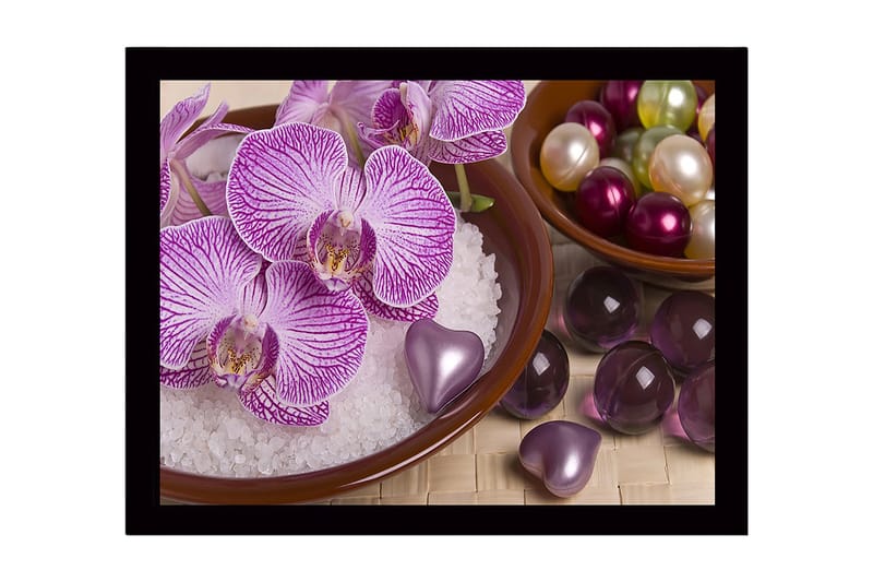 Kehystetty puupohjainen canvas - 41x56 cm - Kaunis kokoelma orkideoita ja koristeita kulhoissa, Violetti / Valkoinen / Vihreä