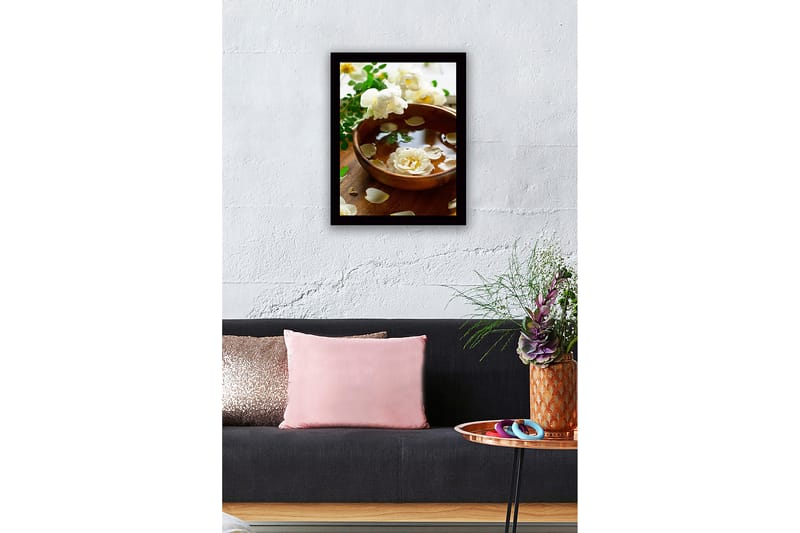 Kehystetty puutaulu canvasille - 41x56 cm - Kaunis kulho kelluvilla kukilla ja terälehdillä - Valkoinen / Vihreä / Ruskea - Sisustustuotteet - Taulu & taide