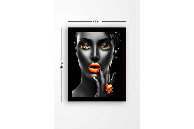 Kehystetty puutaulu canvasille - 41x56 cm - Muotokuva naisesta, jolla on vahvat värit huulilla ja ripsissä - Oranssi / Musta - Sisustustuotteet - Taulu & taide