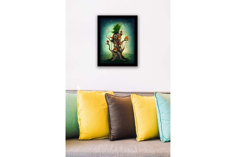 Kehystetty puutaulu canvasille - 41x56 cm - Mielikuvituksellinen puu pienine taloineen ja rehevine latvuksineen - Vihreä / Ruskea / Punainen - Sisustustuotteet - Taulu & taide