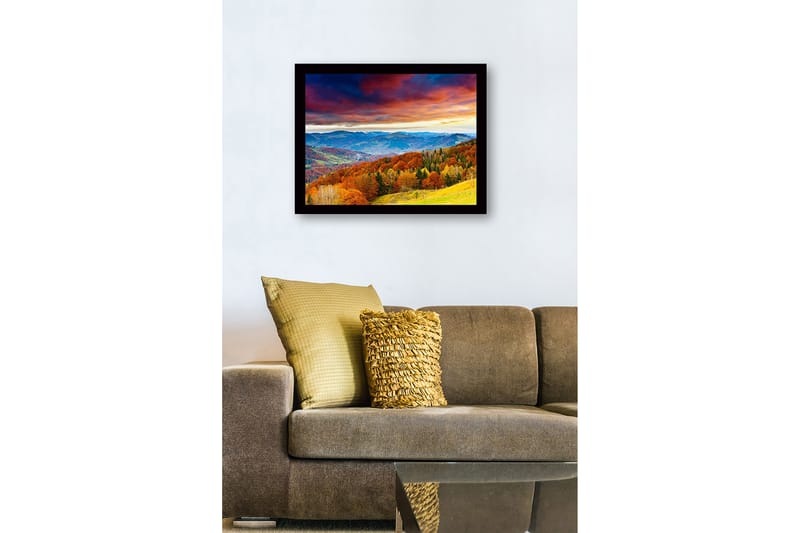 Kehystetty puutaulu canvasille - 41x56 cm - Kaunis syysmaisema värikkäillä puilla ja kaukaisilla vuorilla - Oranssi / Vihreä / Sininen - Sisustustuotteet - Taulu & taide