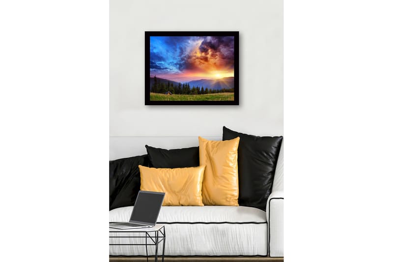 Kehystetty puucanvas - 41x56 cm - Upea auringonlasku vuorten ja metsän yllä - Sininen / Oranssi / Vihreä - Sisustustuotteet - Taulu & taide
