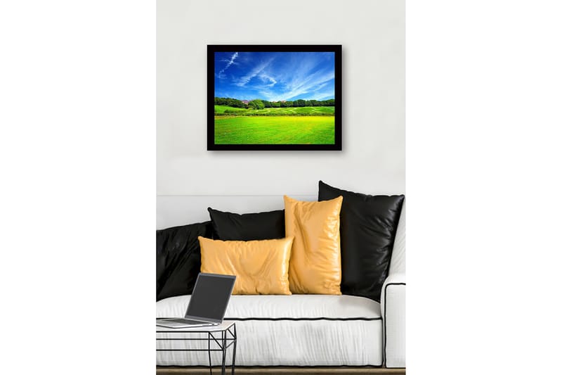 Kehystetty puutaulu canvasille - 41x56 cm - Rehevä maisema rehevillä niityillä ja sinisellä taivaalla - Vihreä / Sininen - Sisustustuotteet - Taulu & taide