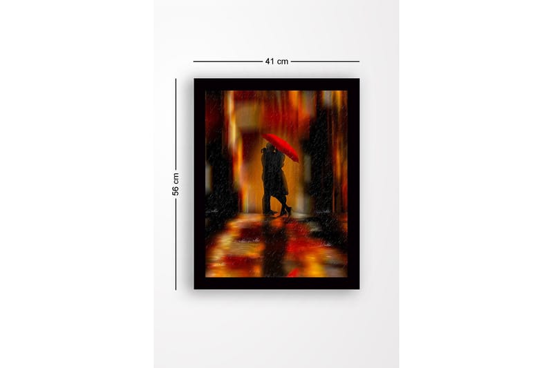 Kehystetty puutaulu canvasille - 41x56 cm - Romanttinen kohtaus pariskunnasta punaisen sateenvarjon alla - Punainen / Oranssi / Musta - Sisustustuotteet - Taulu & taide