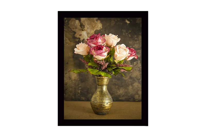 Kehystetty puutaulu canvasille - 41x56 cm - Värikäs ruusukimppu kauniissa maljakossa, Vaaleanpunainen / Vihreä / Kulta