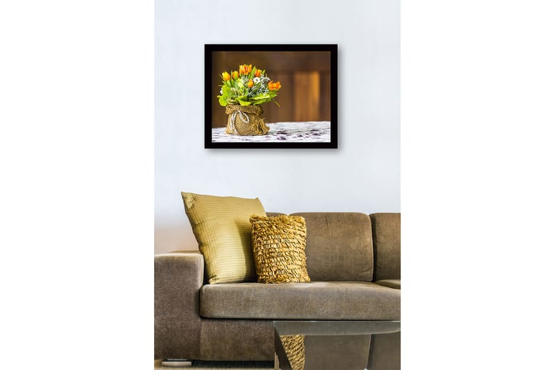 Kehystetty puutaulu canvasille - 41x56 cm - Värikäs tulppaanikimppu juuttipussissa - Oranssi / Vihreä / Valkoinen - Sisustustuotteet - Taulu & taide