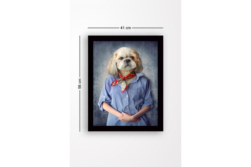 Kehystetty puucanvas - 41x56 cm - Ihmisen kaltaiset piirteet omaava koira, jolla on paita ja huivi - Sininen / Beige / Punainen - Sisustustuotteet - Taulu & taide