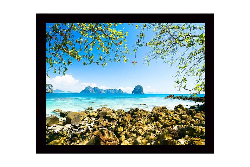 Kehystetty puutaulu canvas-taululla - 41x56 cm - Kaunis rannikko kallioilla ja kirkkaansinisellä merellä, Sininen / Vihreä / Beige