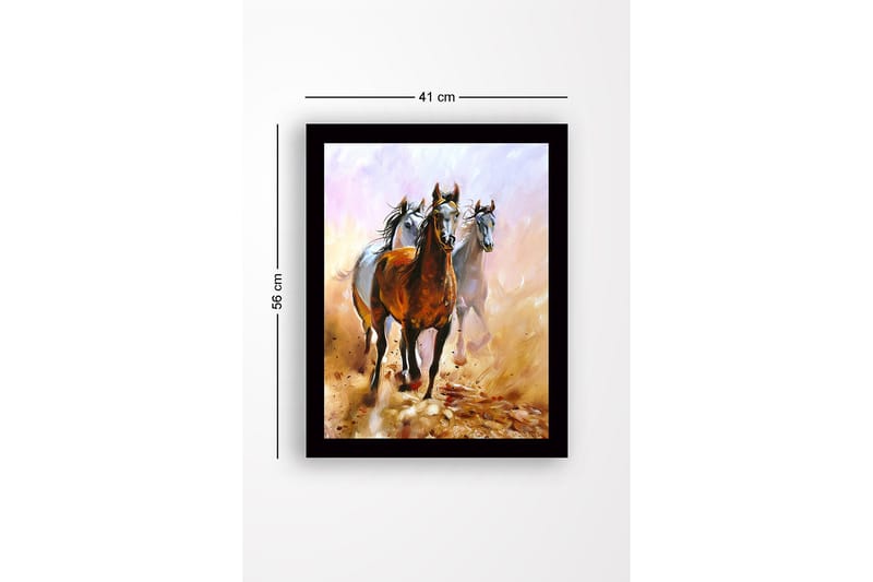 Kehystetty puutaulu canvasille - 41x56 cm - Kolme hevosta liikkumassa pölyisessä maisemassa - Ruskea / Valkoinen / Beige - Sisustustuotteet - Taulu & taide