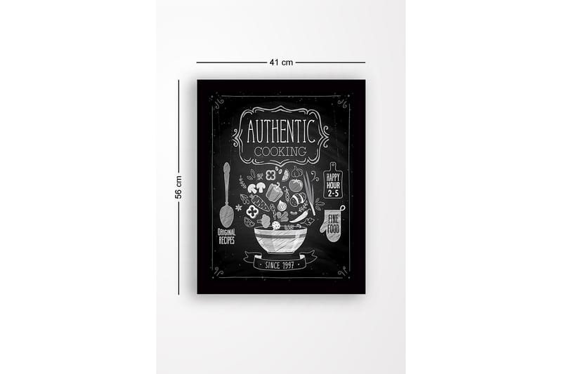 Kehystetty puutaulu canvasille - 41x56 cm - Keittiökyltti, jossa on kulho täynnä vihanneksia ja keittiövälineitä - Valkoinen / Musta - Sisustustuotteet - Taulu & taide