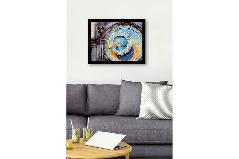 Kehystetty puutaulu canvasille - 41x56 cm - Astronominen kello yksityiskohtaisilla ympyröillä ja symboleilla - Kulta / Sininen / Oranssi - Sisustustuotteet - Taulu & taide