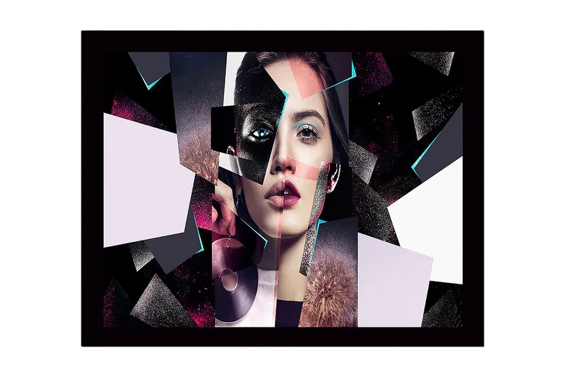 Kehystetty puukangas - 41x56 cm - Fragmentoitu muotokuva naisesta geometrisilla muodoilla, Musta / Vaaleanpunainen / Vaaleansininen