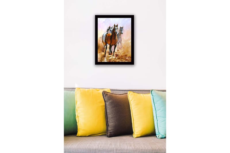 Kehystetty puutaulu canvasille - 41x56 cm - Kolme hevosta liikkumassa pölyisessä maisemassa - Ruskea / Valkoinen / Beige - Sisustustuotteet - Taulu & taide