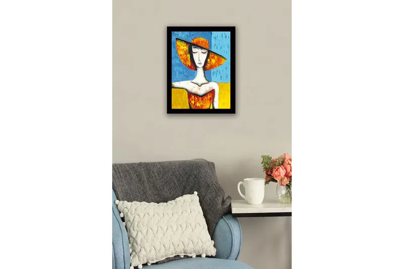 Kehystetty puutaulu canvasille - 41x56 cm - Nainen suuressa hatussa kirkkaissa väreissä - Oranssi / Sininen / Keltainen - Sisustustuotteet - Taulu & taide