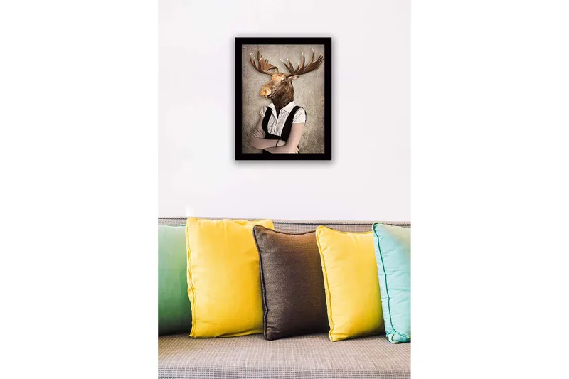 Kehystetty puukangas - 41x56 cm - Hirvenpään omaava mies juhla-asussa - Ruskea / Valkoinen / Harmaa - Sisustustuotteet - Taulu & taide