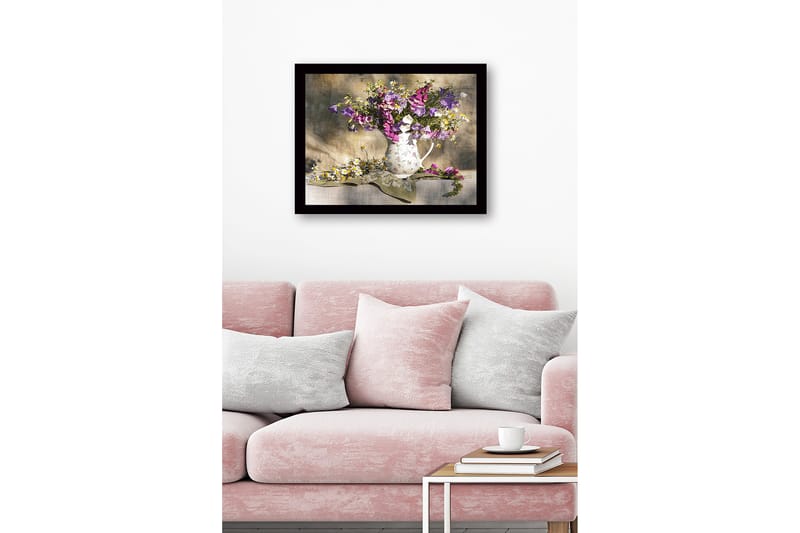 Kehystetty puutaulu canvasille - 41x56 cm - Värikäs kukkakimppu keraamisessa kannusta - Violetti / Valkoinen / Keltainen - Sisustustuotteet - Taulu & taide