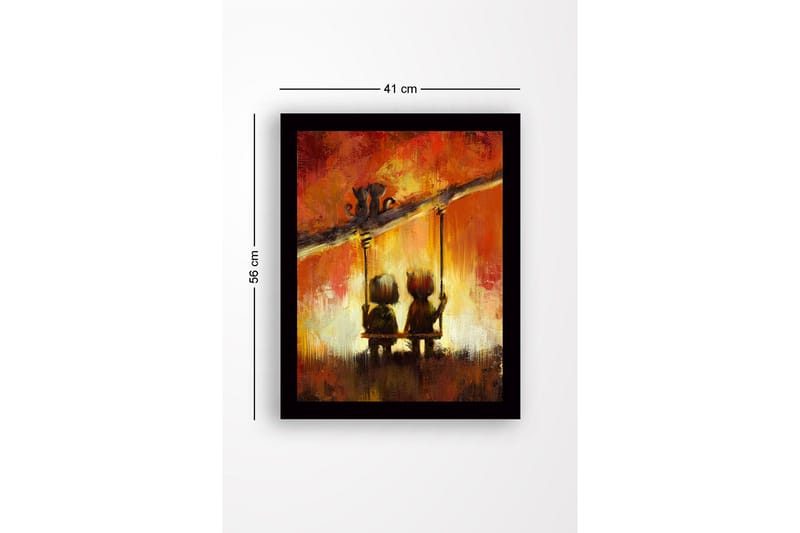 Kehystetty puinen canvas-taulu - 41x56 cm - Kaksi lasta keinumassa yhdessä värikkään taivaan alla - Punainen / Oranssi / Musta - Sisustustuotteet - Taulu & taide