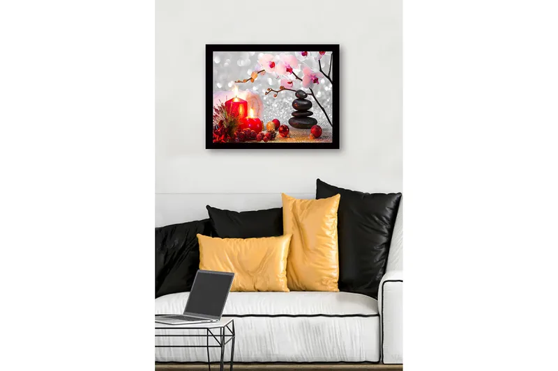 Kehystetty puutaulu - 41x56 cm - Kaunis tyyneys kynttilöiden, kukkien ja kivien kera - Punainen / Musta / Vaaleanpunainen - Sisustustuotteet - Taulu & taide