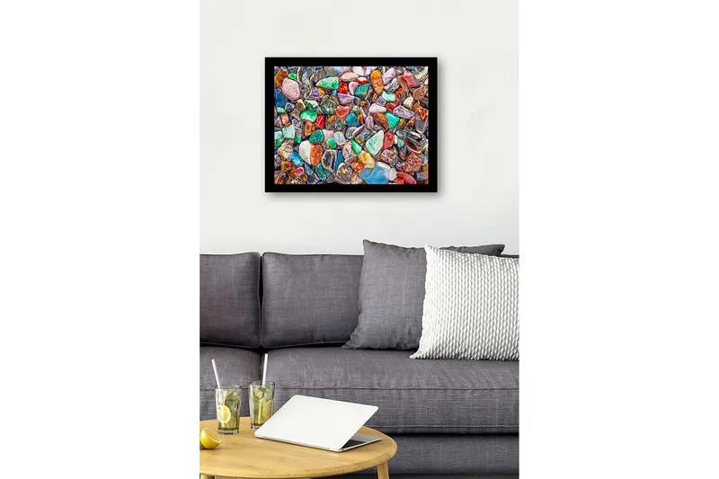 Kehystetty puutaulu canvasille - 41x56 cm - Värikkäitä jalokiviä rikkaassa muotojen ja sävyjen mosaiikissa - Vihreä / Punainen / Sininen - Sisustustuotteet - Taulu & taide