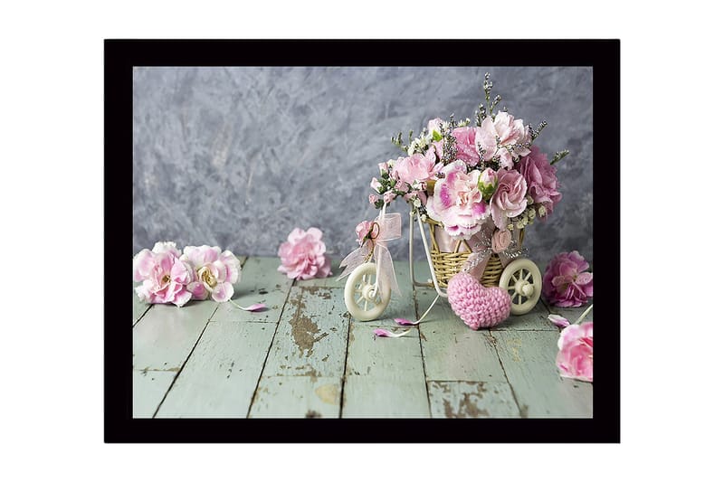 Kehystetty puutaulu canvasille - 41x56 cm - Värikäs kukkakimppu korissa puupinnalla, Vaaleanpunainen / Vihreä / Beige