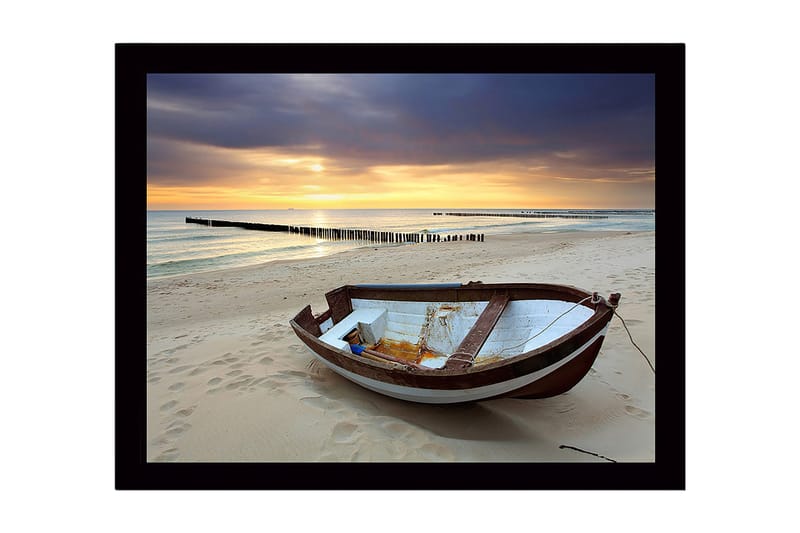 Kehystetty puutaulu canvasille - 41x56 cm - Ranta ja vanha vene auringonlaskun valossa, Sininen / Oranssi / Valkoinen