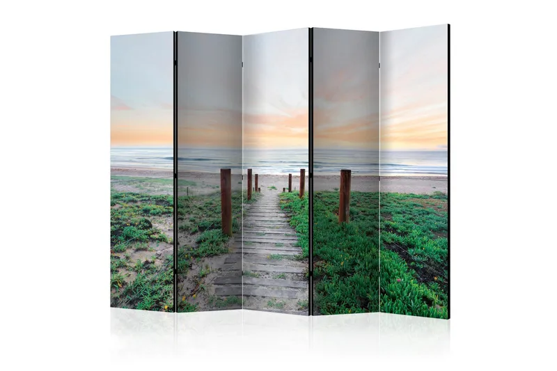 Tilanjakaja Among the grass II 225x172, Artgeist sp. z o. o.