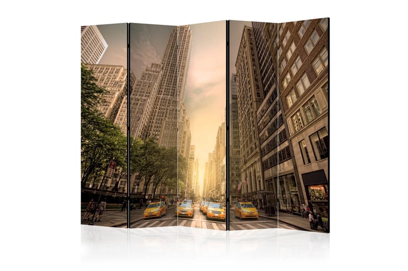 Tilanjakaja In the shadow of skyscrapers II 225x172, Artgeist sp. z o. o.